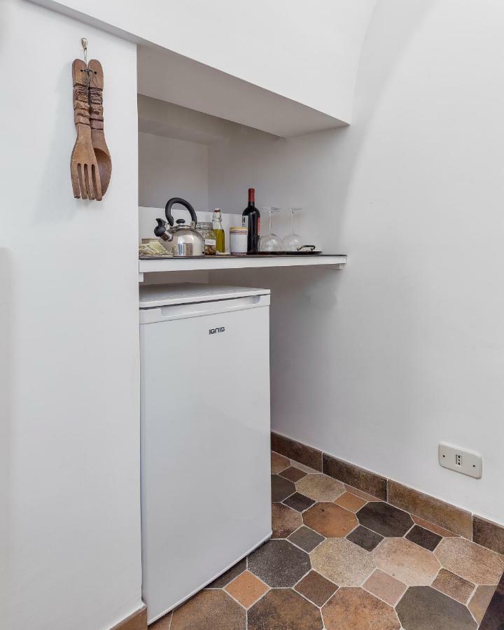 Il Cedrangolo House Tree Монополи Экстерьер фото